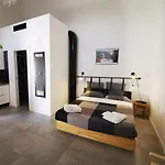 Ludi Bed and breakfast 3*